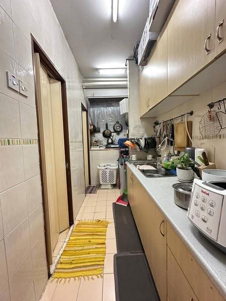 Flat for Sale at Pangsapuri Berembang Indah - Amzar Faiz - PropertyGuru.com.my