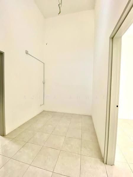 Rumah Teres 2-Tingkat untuk Dijual di Taman Tasik Semenyih (Semenyih) - Azira Ahmad - PropertyGuru.com.my
