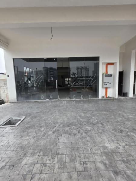 Shop for Sale in SS17 (Subang Jaya) - Baljeet Singh - Exterior - PropertyGuru.com.my