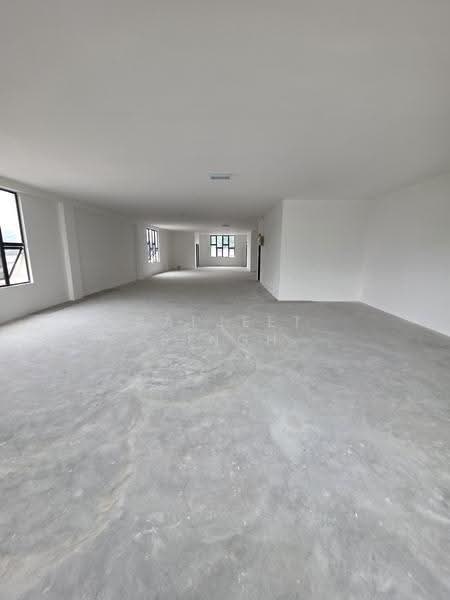 Shop for Sale in SS17 (Subang Jaya) - Baljeet Singh - Interior - PropertyGuru.com.my