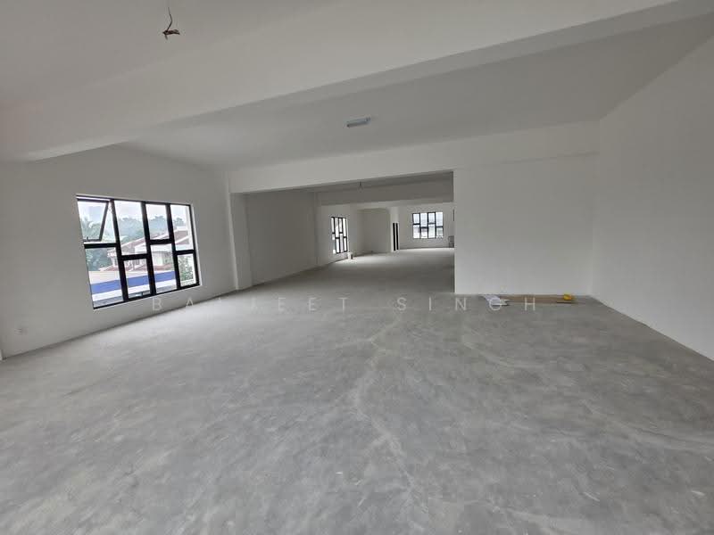 Shop for Sale in SS17 (Subang Jaya) - Baljeet Singh - Interior - PropertyGuru.com.my