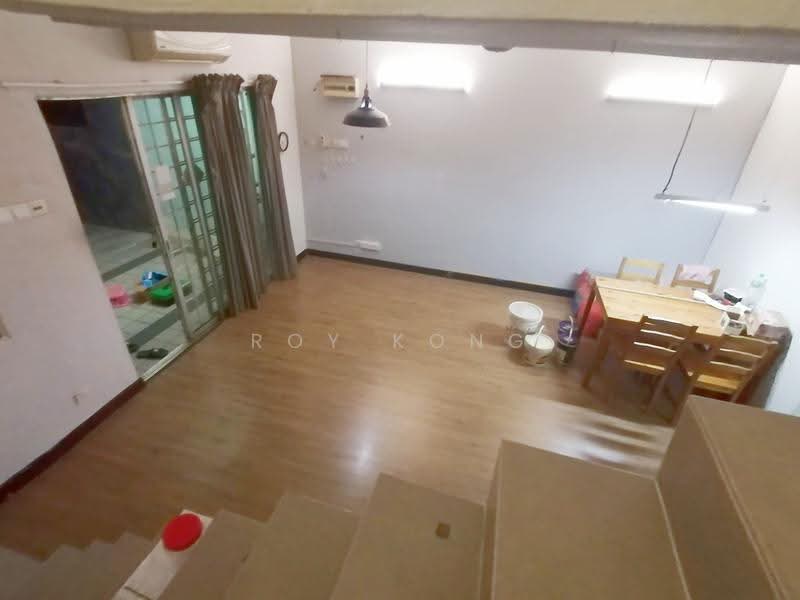 2-storey Terraced House for Sale in TAMAN PUCHONG UTAMA (Puchong) - Roy Kong - Living Room - PropertyGuru.com.my