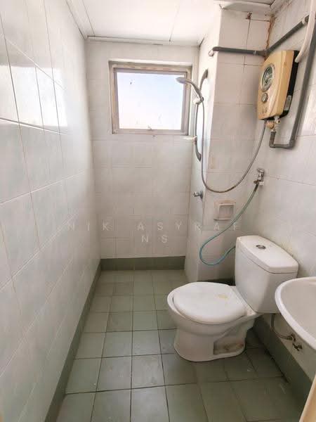 Kondominium untuk Dijual di Vista Amani - NIK ASYRAF NS - Bathroom - PropertyGuru.com.my