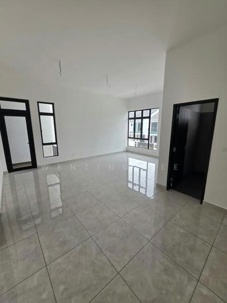 2-storey Terraced House for Sale in Skudai (Johor) - Wenting Lee - Living Room - PropertyGuru.com.my
