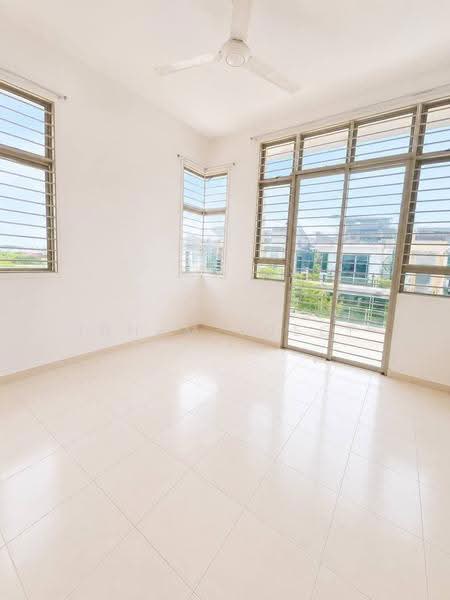 Semi-Detached House for Sale in Bandar Saujana Putra (Tanjong Duabelas) - Idham Yusof - Interior - PropertyGuru.com.my
