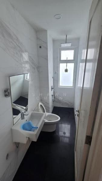 Service Residence for Rent at TriTower Residence @ Johor Bahru Sentral - Shawn Chan - Bathroom - PropertyGuru.com.my