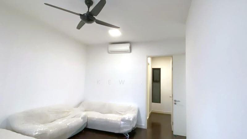 Kondominium untuk Disewa di Windows on The Park - Kew . - Living Room - PropertyGuru.com.my