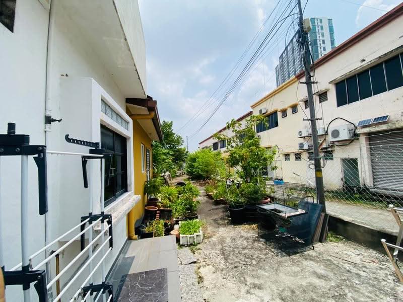 2-storey Terraced House for Sale in Seksyen 8 (Bangi) - Atikah Azman - Exterior - PropertyGuru.com.my