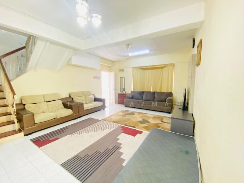 2-storey Terraced House for Sale in Seksyen 8 (Bangi) - Atikah Azman - Living Room - PropertyGuru.com.my