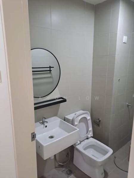 Kondominium untuk Disewa di Sofiya Residensi - Jason Low - Bathroom - PropertyGuru.com.my