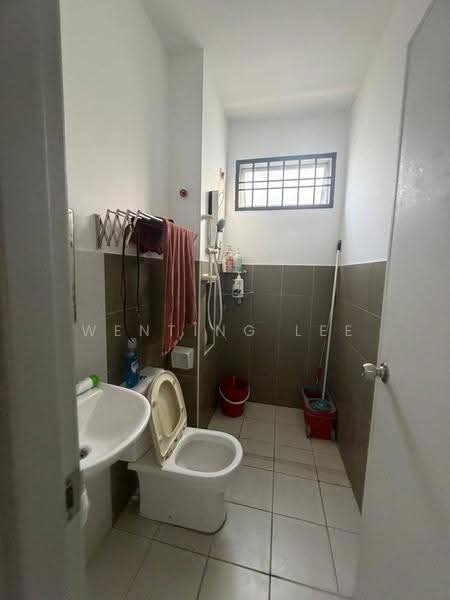 2-storey Terraced House for Sale in Johor Bahru (Johor) - Wenting Lee - Bathroom - PropertyGuru.com.my