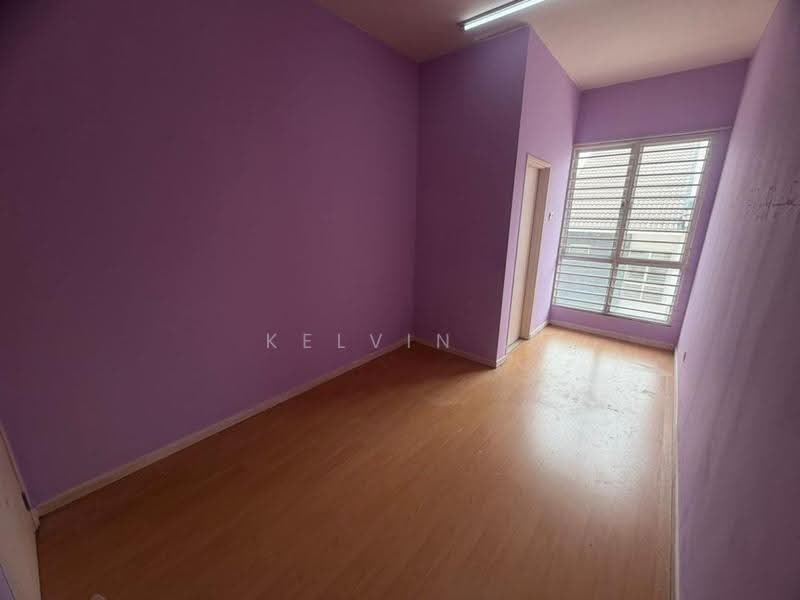 2-storey Terraced House for Sale in Bandar Country Homes (Rawang) - Kelvin . - Interior - PropertyGuru.com.my