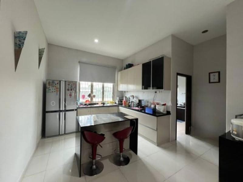Bungalow House for Sale in Taman Permas Indah (Masai) - Ong Lih Shyan - Kitchen - PropertyGuru.com.my