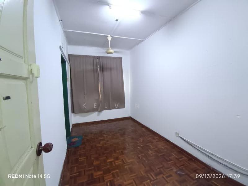 2-storey Terraced House for Sale in Bandar Bukit Beruntung (Bukit Beruntung) - Kelvin . - Interior - PropertyGuru.com.my