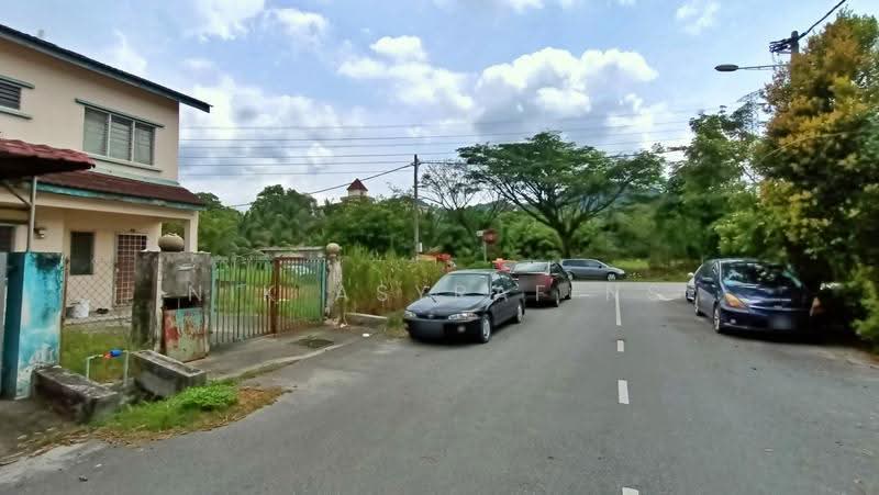 2-storey Terraced House for Sale in Taman Sri Haneco (Semenyih) - NIK ASYRAF NS - Exterior - PropertyGuru.com.my