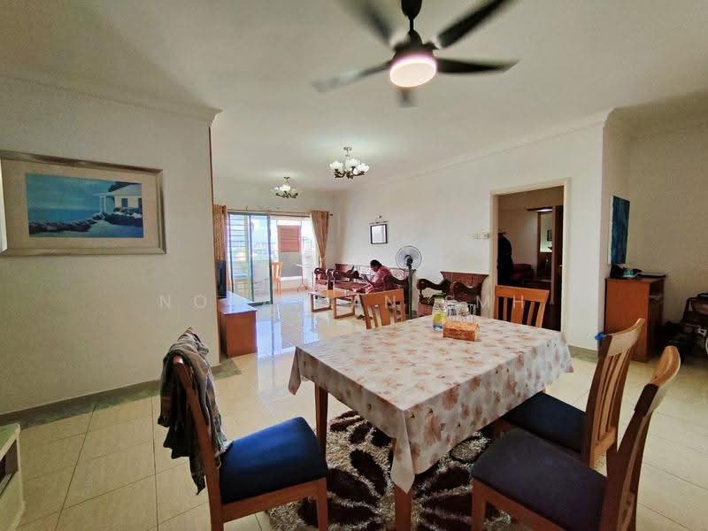 Condominium for Sale at Lanai Gurney - Norafian SMH - Living Room - PropertyGuru.com.my