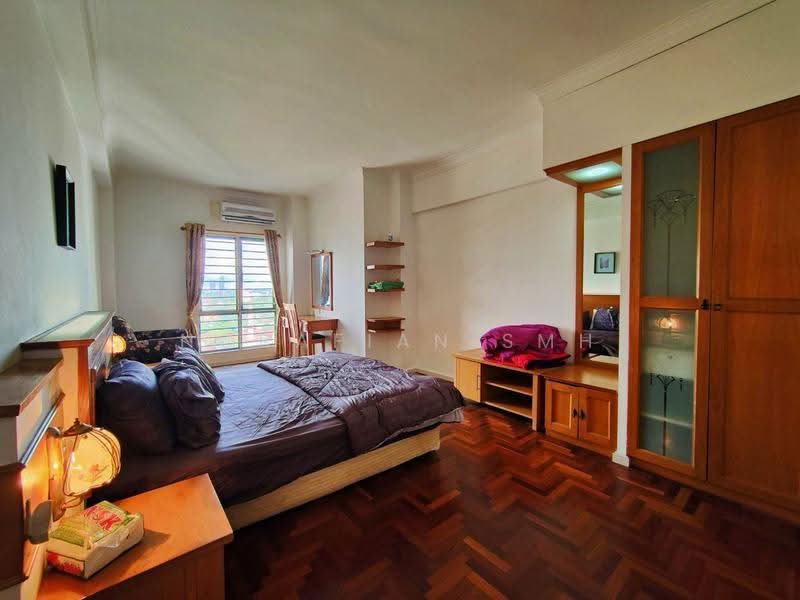 Condominium for Sale at Lanai Gurney - Norafian SMH - Bedroom - PropertyGuru.com.my