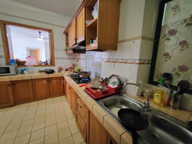 Condominium for Sale at Lanai Gurney - Norafian SMH - Kitchen - PropertyGuru.com.my