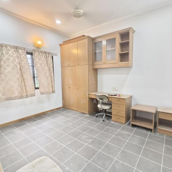Rumah Bandar untuk Disewa di Country Heights (Kajang) - Atikah Azman - Study - PropertyGuru.com.my