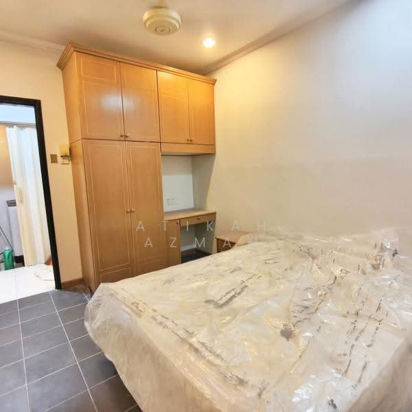 Rumah Bandar untuk Disewa di Country Heights (Kajang) - Atikah Azman - Bedroom - PropertyGuru.com.my