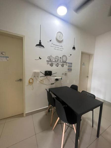 Kondominium untuk Disewa di The Holmes 1 - Iris Lee - Dining Room - PropertyGuru.com.my