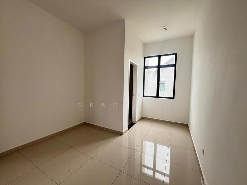 Rumah Teres 2-Tingkat untuk Dijual di Setia Eco Gardens (Gelang Patah) - Grace Ng - PropertyGuru.com.my
