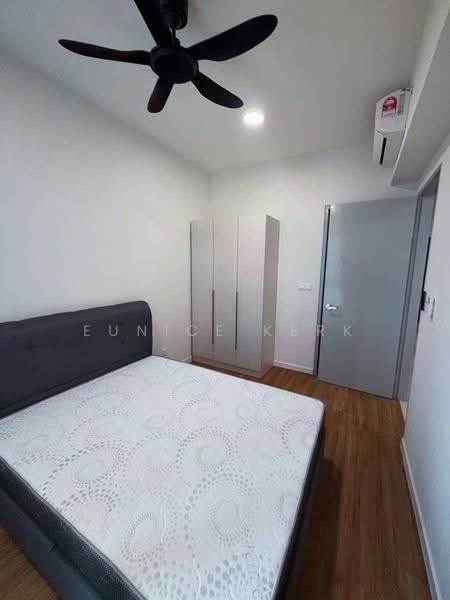 Service Residence for Sale at Parkland Residence @ Kajang 2 - Eunice Kerk - Bedroom - PropertyGuru.com.my