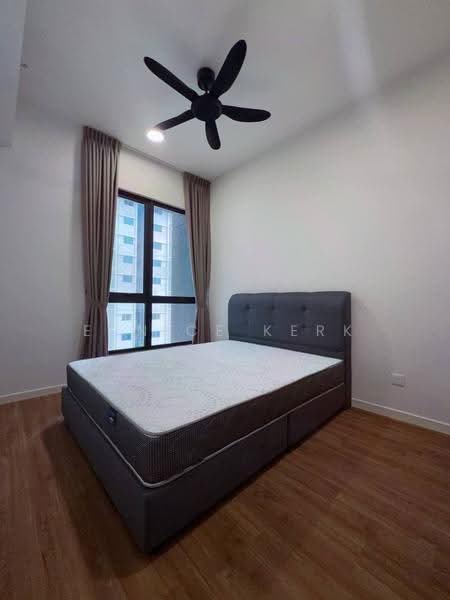 Service Residence for Sale at Parkland Residence @ Kajang 2 - Eunice Kerk - Bedroom - PropertyGuru.com.my