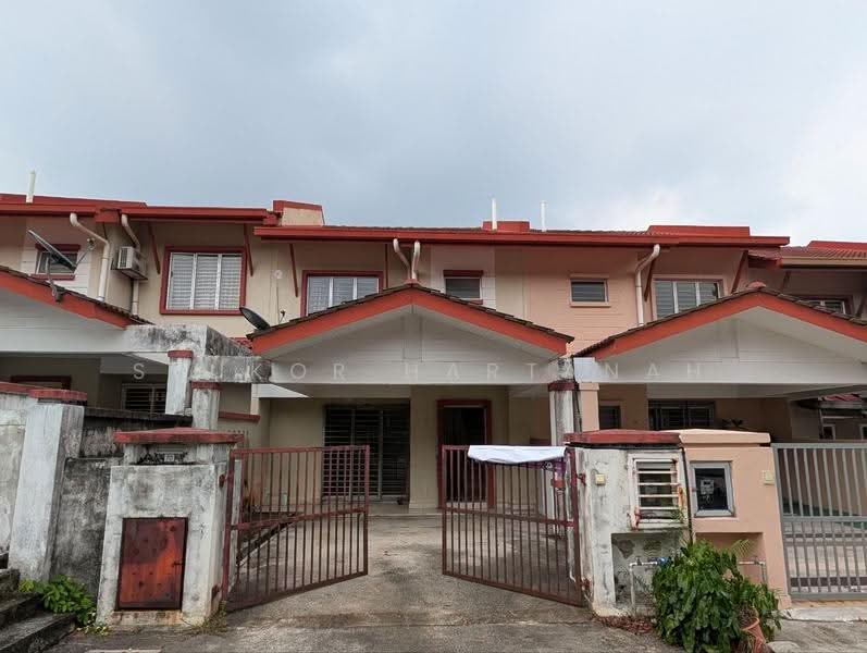 Rumah Teres 2-Tingkat untuk Dijual di Sungai Buloh (Selangor) - Syukor Hartanah - Exterior - PropertyGuru.com.my
