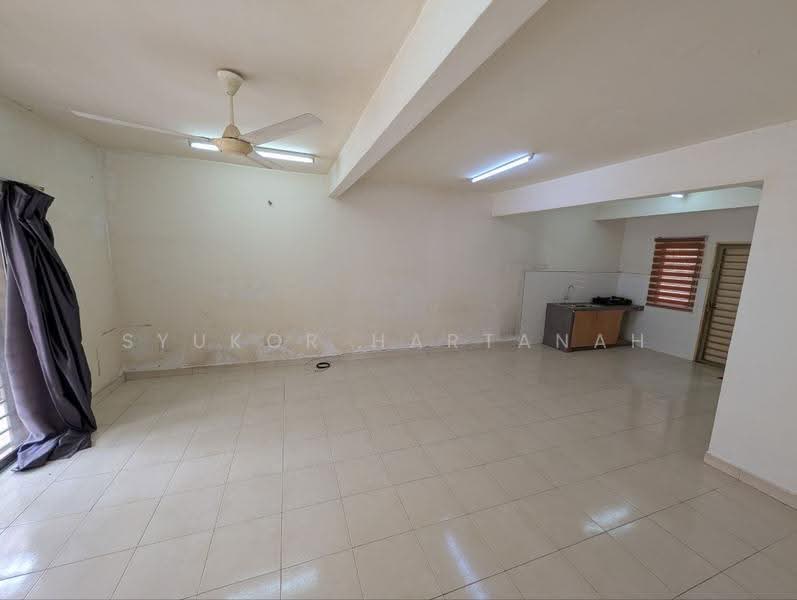 Rumah Teres 2-Tingkat untuk Dijual di Sungai Buloh (Selangor) - Syukor Hartanah - Interior - PropertyGuru.com.my