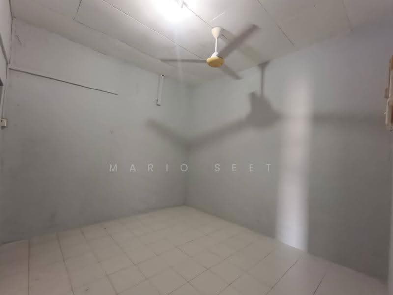 Rumah Berkembar untuk Dijual di Ayer Keroh (Melaka) - Mario Seet - PropertyGuru.com.my