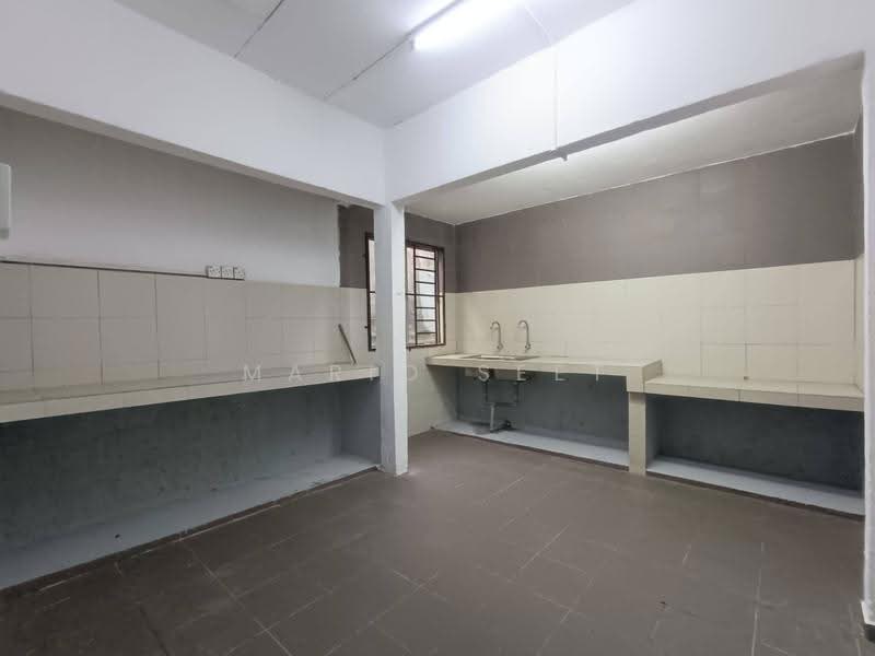 Rumah Berkembar untuk Dijual di Ayer Keroh (Melaka) - Mario Seet - PropertyGuru.com.my