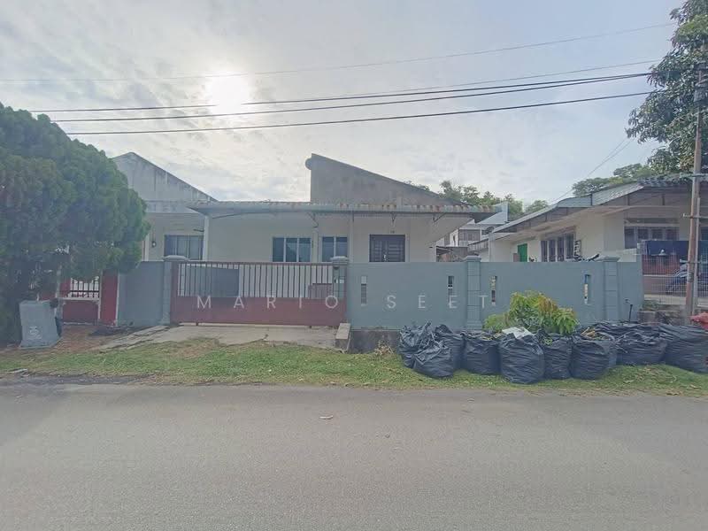 Rumah Berkembar untuk Dijual di Ayer Keroh (Melaka) - Mario Seet - PropertyGuru.com.my