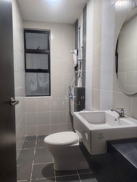 Kondominium untuk Disewa di Denai Sutera - Aisah Nordin - Bathroom - PropertyGuru.com.my