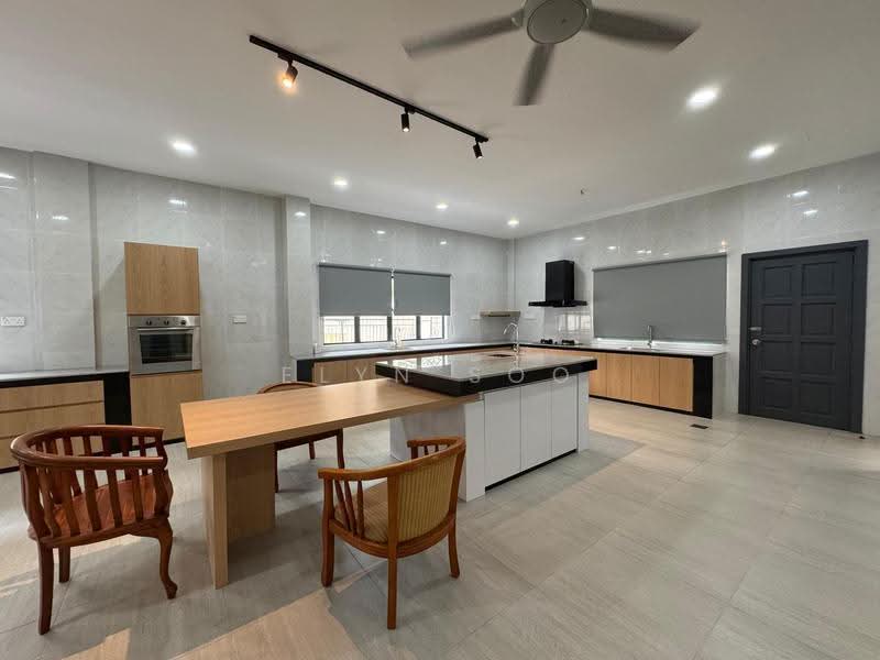 Rumah Banglo untuk Dijual di Bukit Rimau (Shah Alam) - Elyn Soo - Kitchen - PropertyGuru.com.my