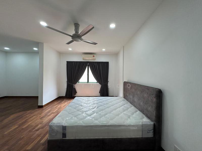 Rumah Banglo untuk Dijual di Bukit Rimau (Shah Alam) - Elyn Soo - Bedroom - PropertyGuru.com.my