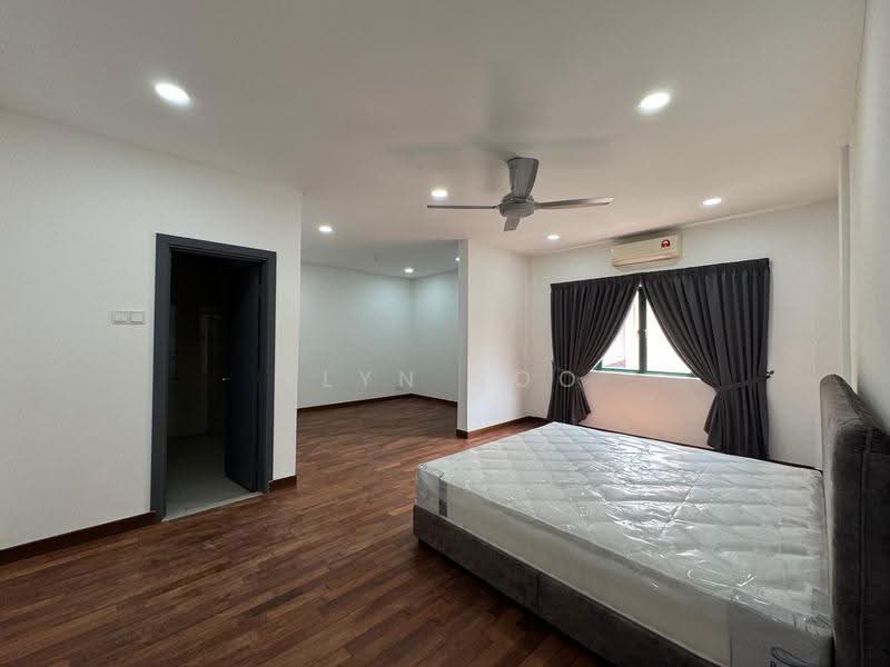 Rumah Banglo untuk Dijual di Bukit Rimau (Shah Alam) - Elyn Soo - Bedroom - PropertyGuru.com.my