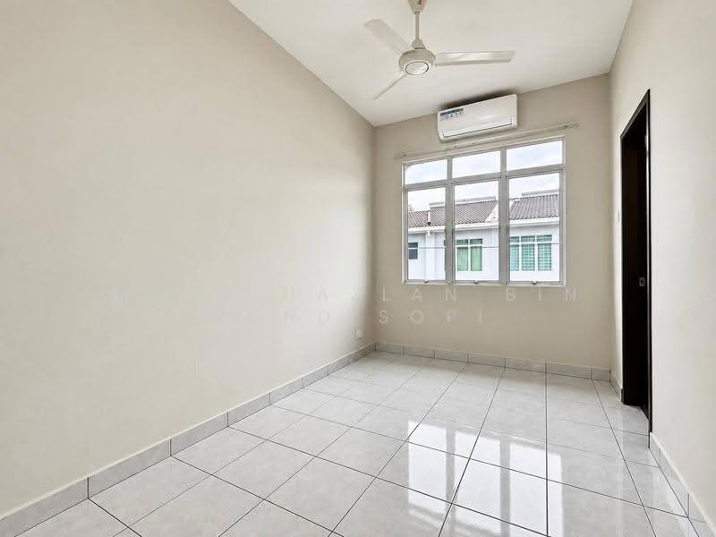 2-storey Terraced House for Sale in Saujana Utama (Selangor) - Mohd Hazlan bin Mohd Sopi - PropertyGuru.com.my