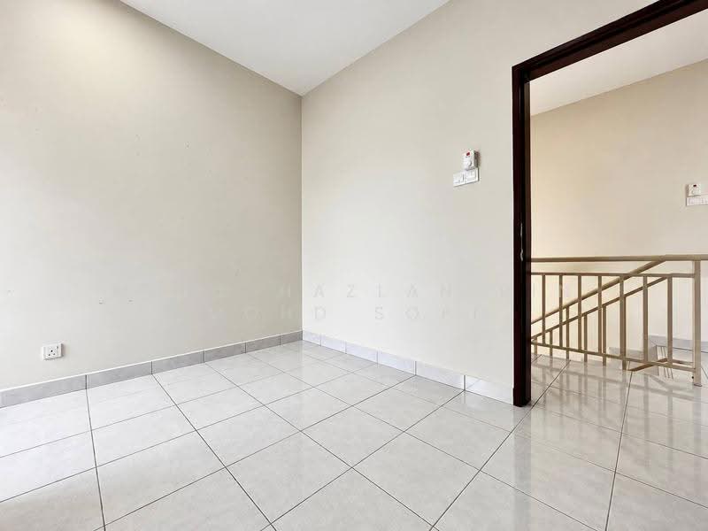 2-storey Terraced House for Sale in Saujana Utama (Selangor) - Mohd Hazlan bin Mohd Sopi - PropertyGuru.com.my