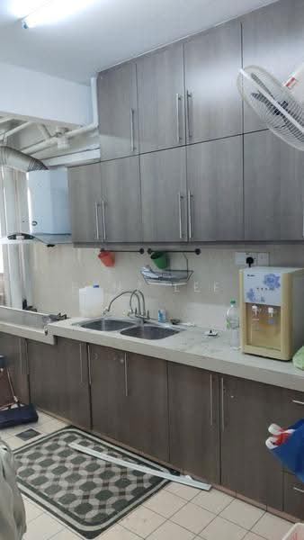 Apartment for Rent at Pangsapuri Mawar - Benz Lee - PropertyGuru.com.my
