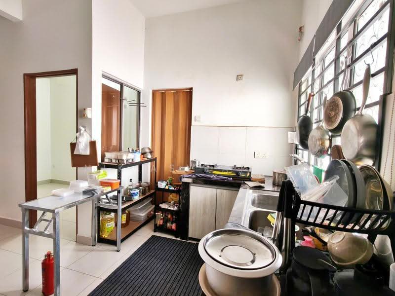 2-storey Terraced House for Sale in Bandar Rinching (Semenyih) - NIK ASYRAF NS - Kitchen - PropertyGuru.com.my