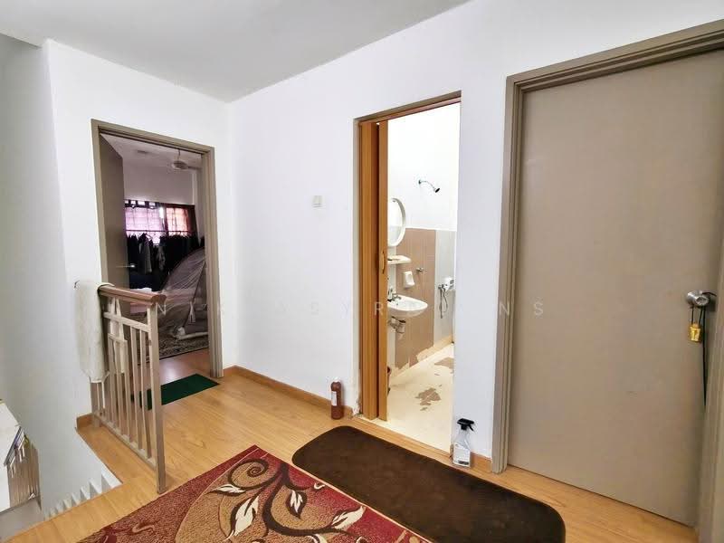 2-storey Terraced House for Sale in Bandar Rinching (Semenyih) - NIK ASYRAF NS - Bathroom - PropertyGuru.com.my