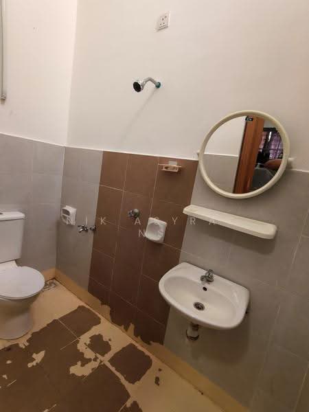 2-storey Terraced House for Sale in Bandar Rinching (Semenyih) - NIK ASYRAF NS - Bathroom - PropertyGuru.com.my