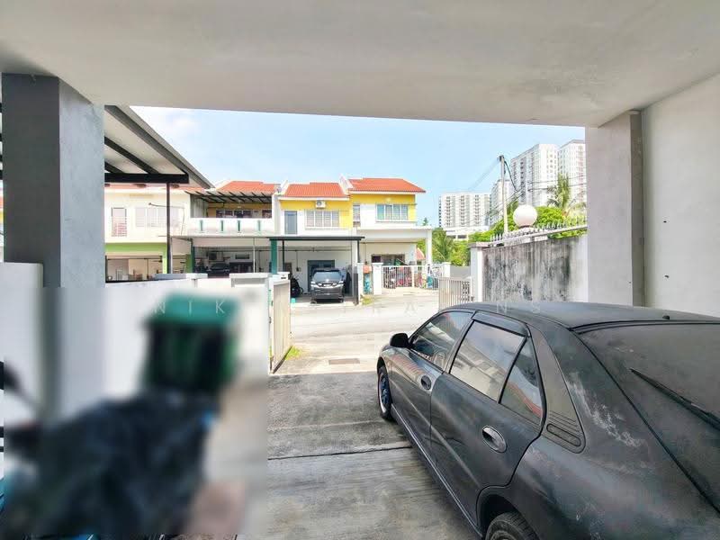 2-storey Terraced House for Sale in Bandar Rinching (Semenyih) - NIK ASYRAF NS - Exterior - PropertyGuru.com.my