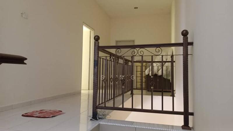 Rumah Teres 2-Tingkat untuk Dijual di Taman Bukit Melaka (Bukit Baru) - Ys Ng - Corridor - PropertyGuru.com.my