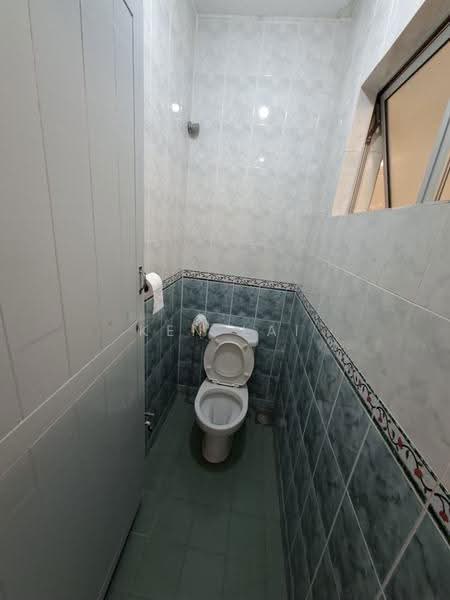 Rumah Teres 1-Tingkat untuk Disewa di Taman Ehsan (Kepong) - Ken Lai - Bathroom - PropertyGuru.com.my