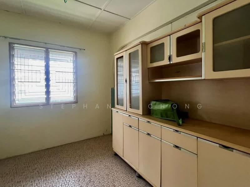 Semi-Detached House for Sale in Kampung Tunku (Petaling Jaya) - Stephanie Chong - Kitchen - PropertyGuru.com.my