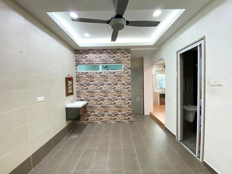 Rumah Teres 2-Tingkat untuk Dijual di Bandar Tun Hussein Onn (Cheras) - Hawa Ibrahim - Interior - PropertyGuru.com.my