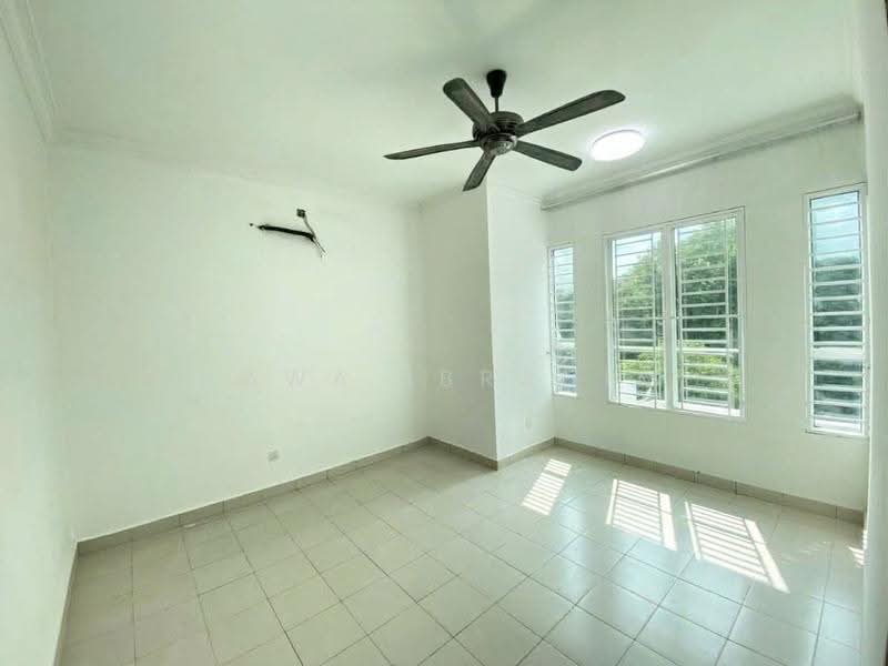 Rumah Teres 2-Tingkat untuk Dijual di Bandar Tun Hussein Onn (Cheras) - Hawa Ibrahim - Interior - PropertyGuru.com.my