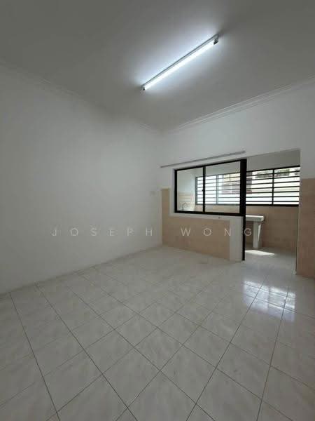 Rumah Teres 2-Tingkat untuk Dijual di Gunung Rapat (Ipoh) - Joseph Wong - Kitchen - PropertyGuru.com.my